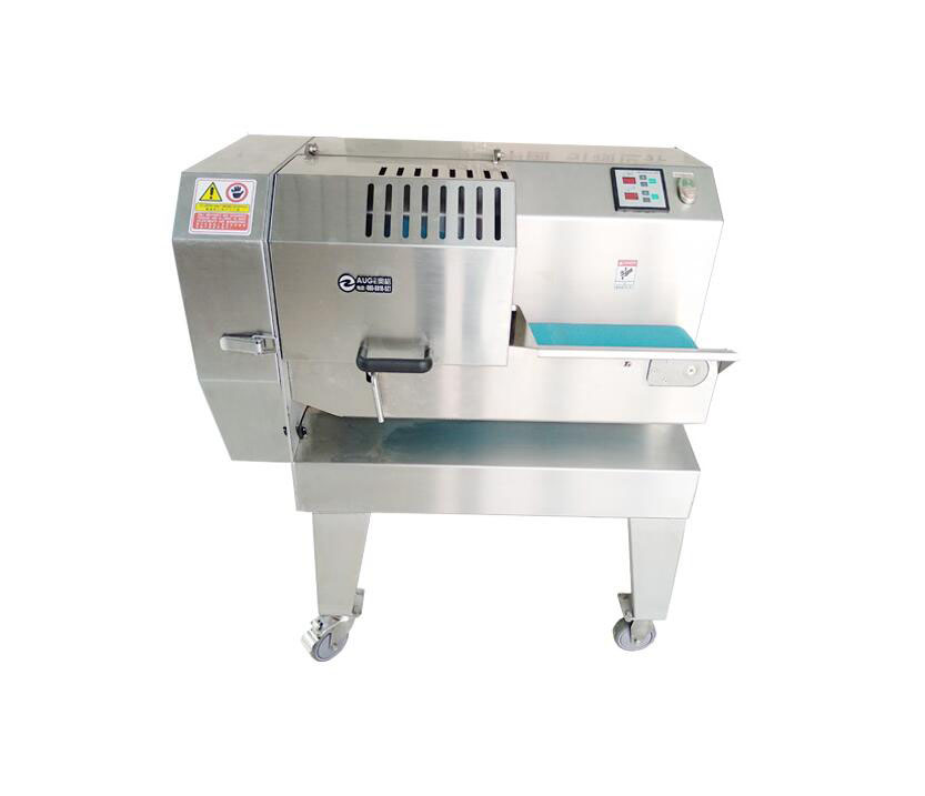 正确使用切菜机，以防手被“咬住”